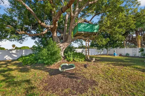 11945 74th Avenue Seminole FL 33772