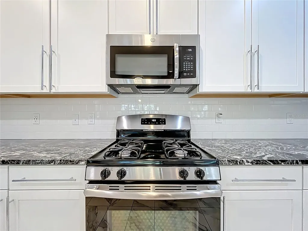 295 Northcote Court Deland FL 32724
