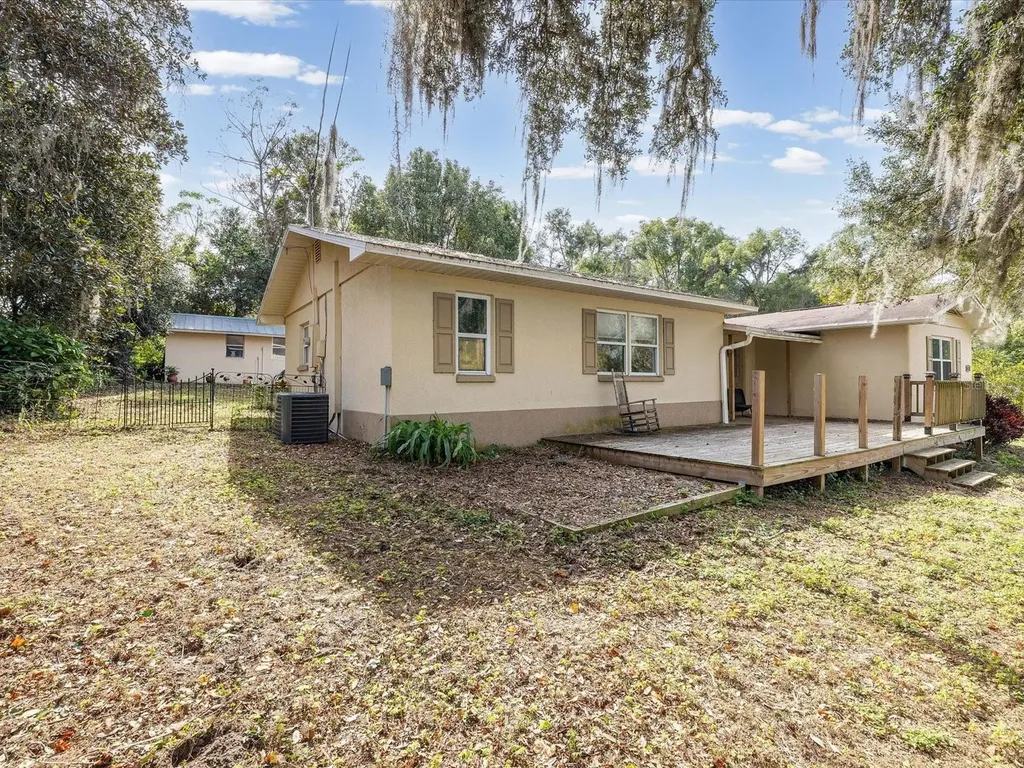 36228 Clinton Avenue Dade City FL 33525