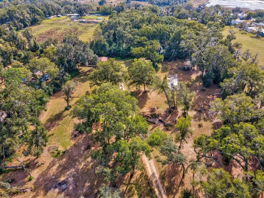 36228 Clinton Avenue Dade City FL 33525