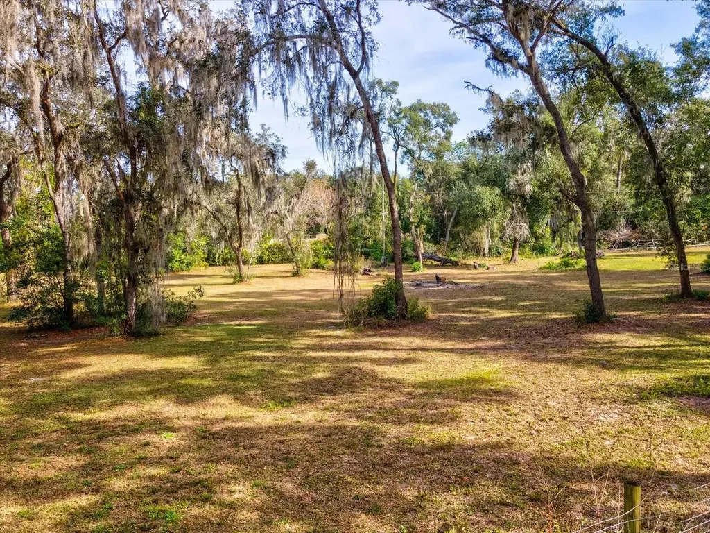 36228 Clinton Avenue Dade City FL 33525