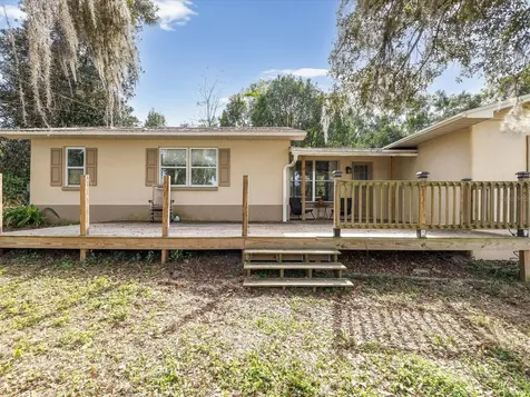 36228 Clinton Avenue Dade City FL 33525