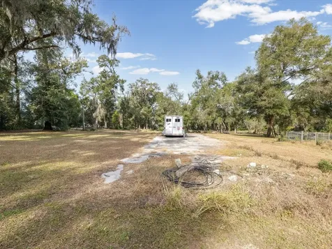 36228 Clinton Avenue Dade City FL 33525