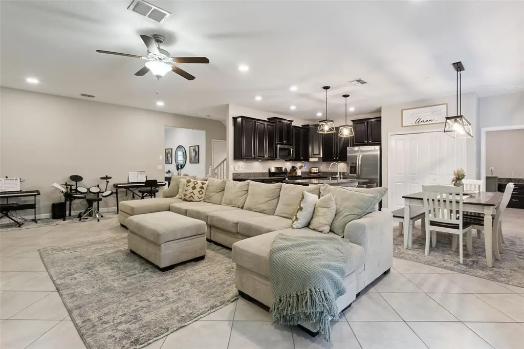8816 Shady Pavillion Court Land O Lakes FL 34637