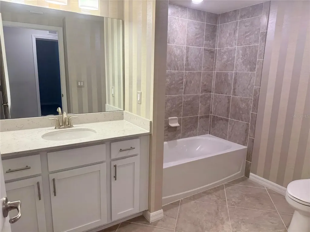 907 Tidewater Shores Loop Bradenton FL 34208