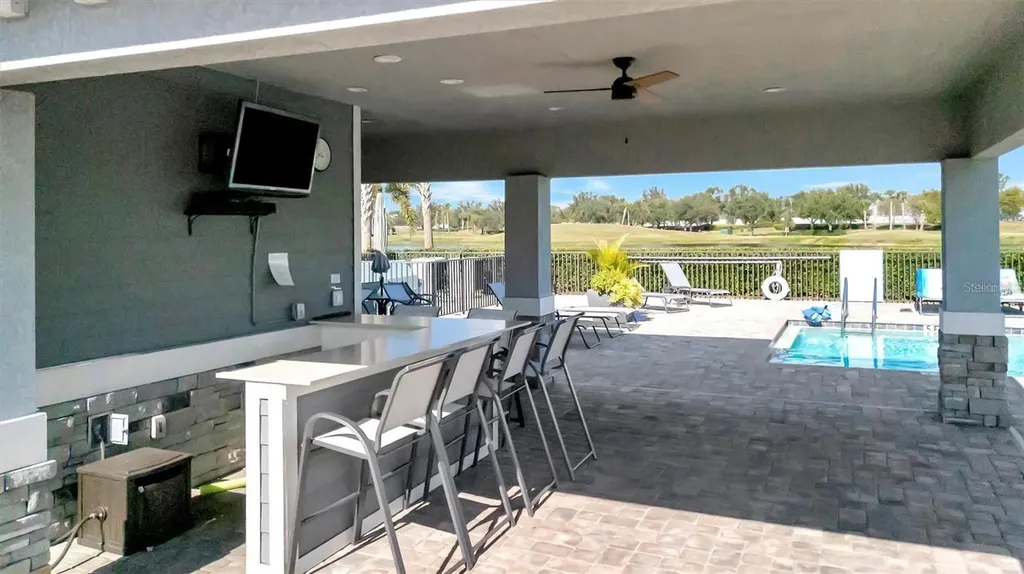 907 Tidewater Shores Loop Bradenton FL 34208