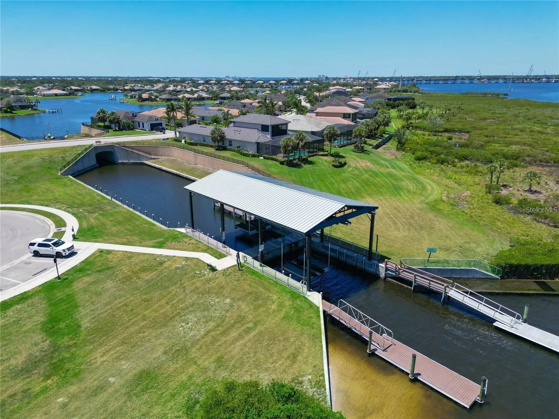907 Tidewater Shores Loop Bradenton FL 34208