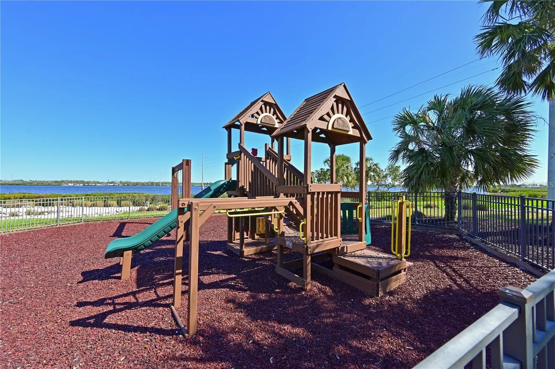 907 Tidewater Shores Loop Bradenton FL 34208