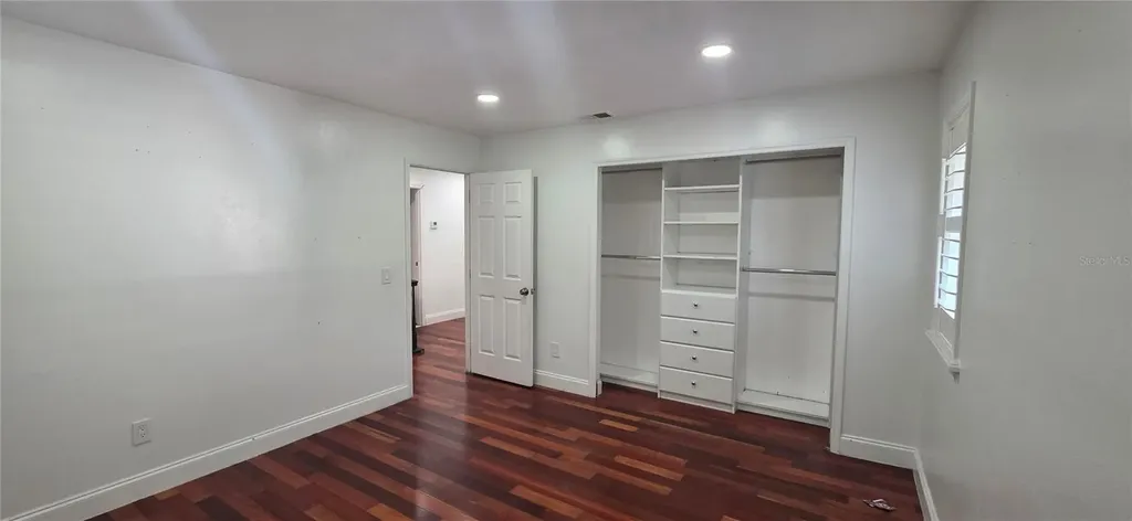 8273 Wilson Terrace Orlando FL 32819