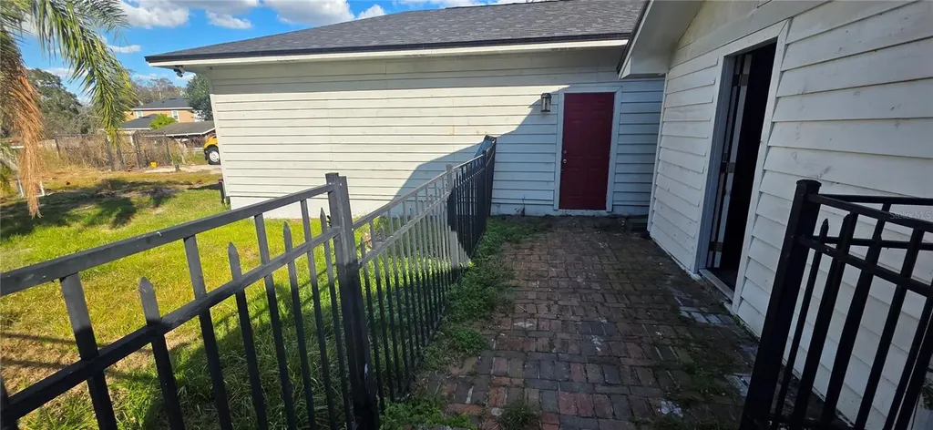 8273 Wilson Terrace Orlando FL 32819