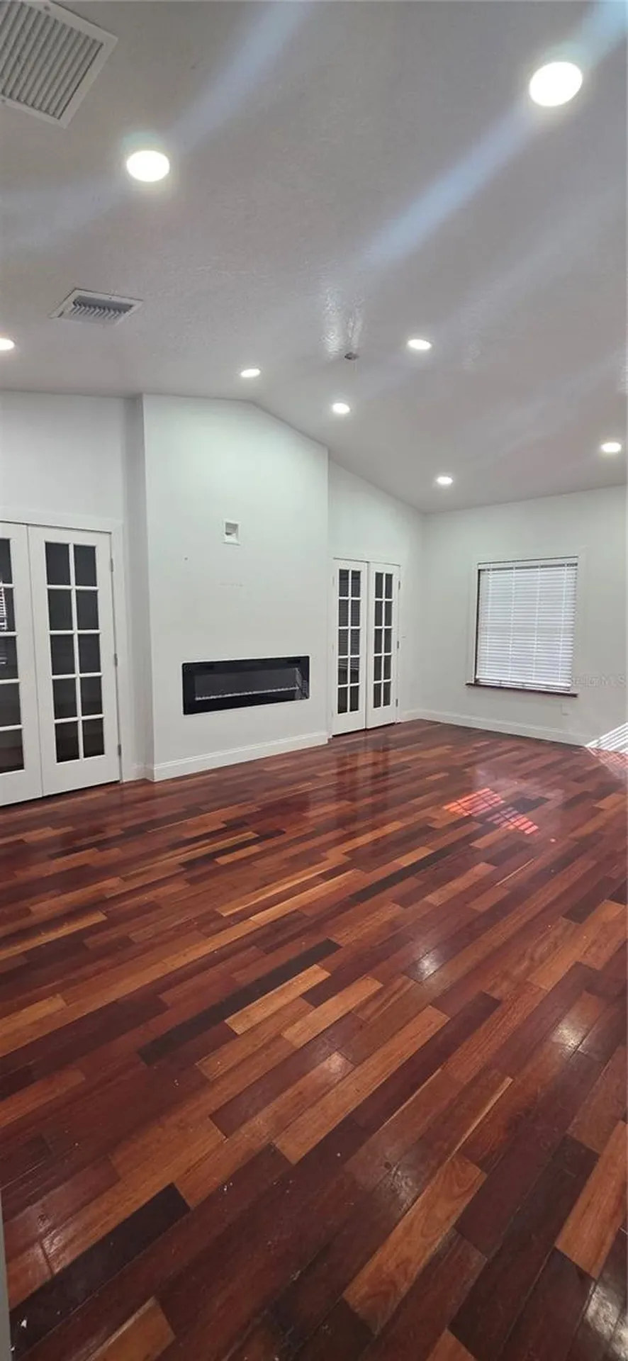 8273 Wilson Terrace Orlando FL 32819