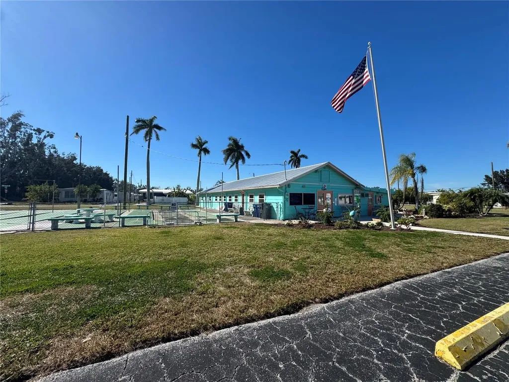 3510 115th Street W Bradenton FL 34210
