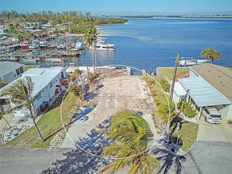 3510 115th Street W Bradenton FL 34210