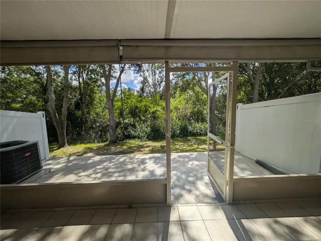 4321 Deermont Circle Tampa FL 33624