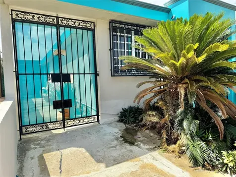 Paseo Magdalena Street Urb. Levittown Lakes Toa Baja PR 00949