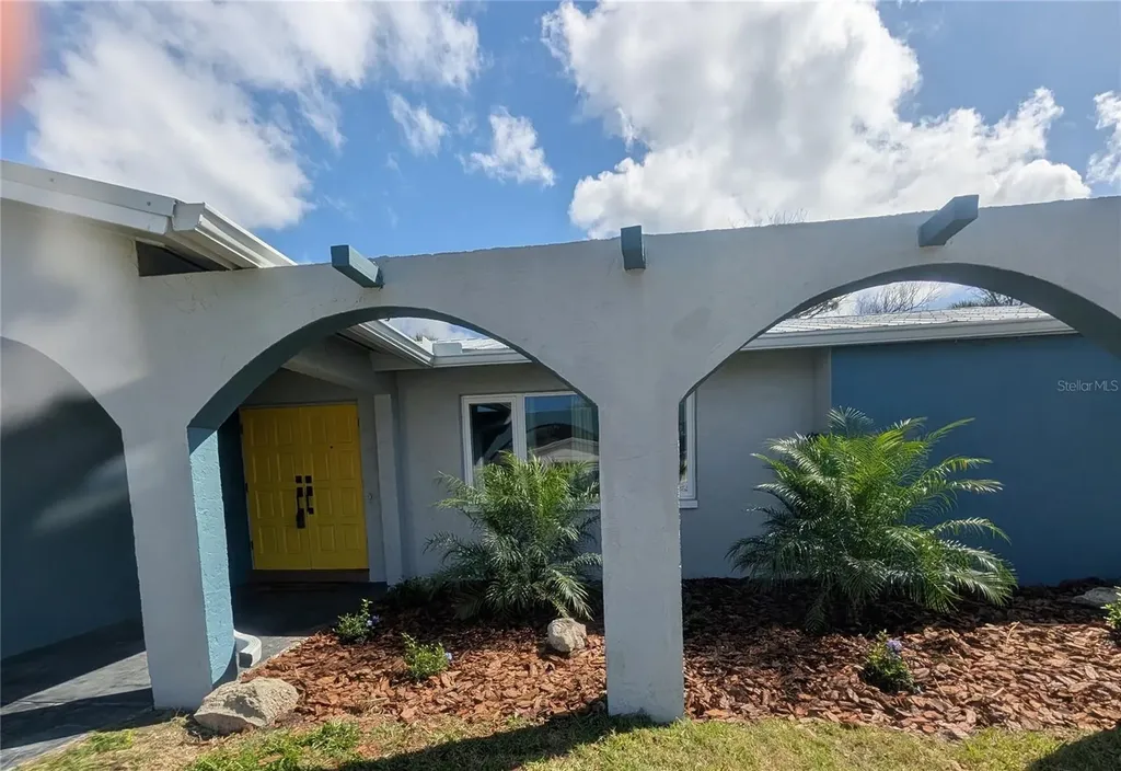 4723 114th Street N Madeira Beach FL 33708