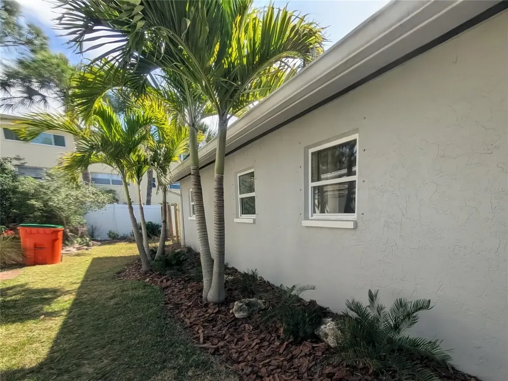 4723 114th Street N Madeira Beach FL 33708