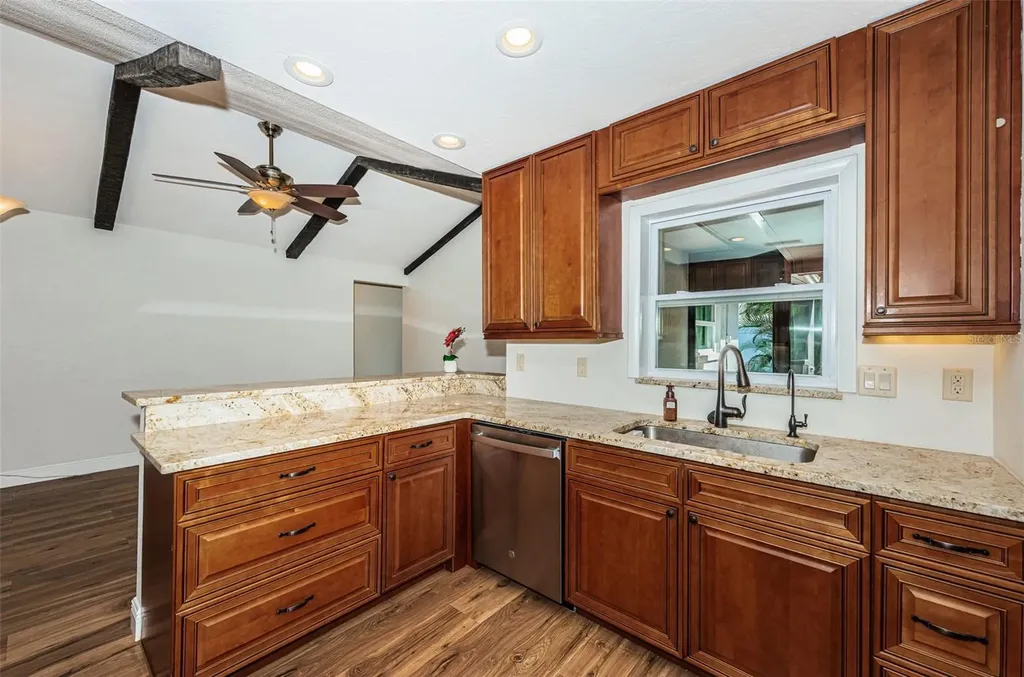 4723 114th Street N Madeira Beach FL 33708