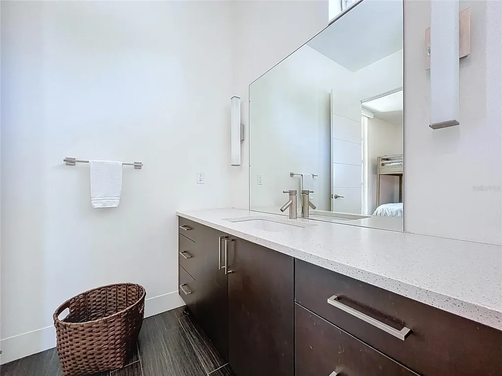 1347 Harbor Drive Sarasota FL 34239