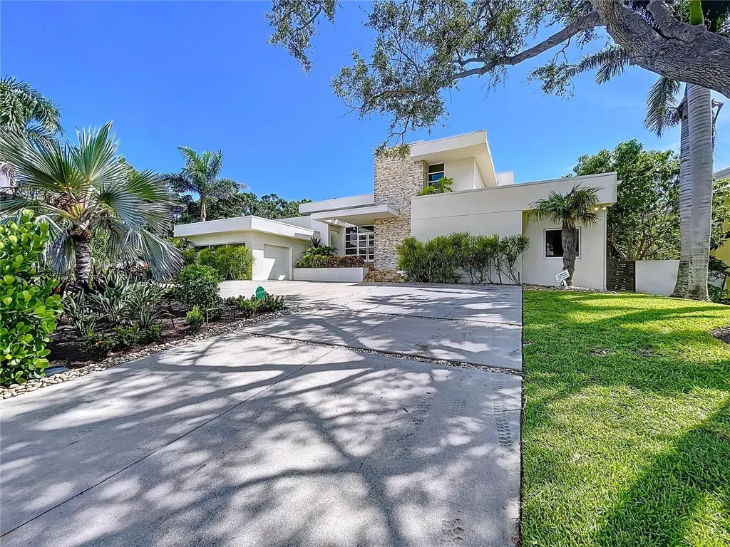 1347 Harbor Drive Sarasota FL 34239