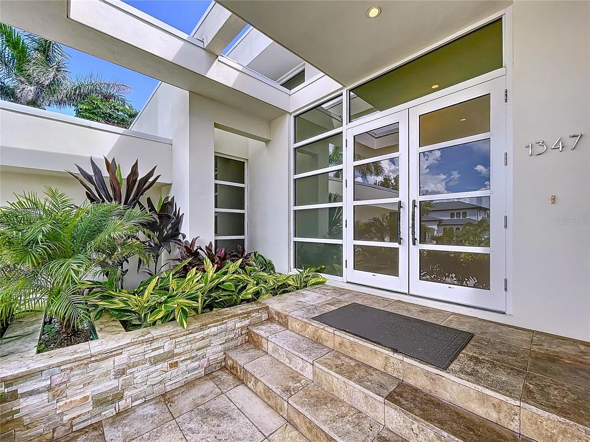 1347 Harbor Drive Sarasota FL 34239