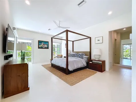 1347 Harbor Drive Sarasota FL 34239