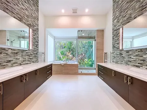 1347 Harbor Drive Sarasota FL 34239