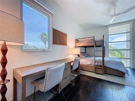1347 Harbor Drive Sarasota FL 34239