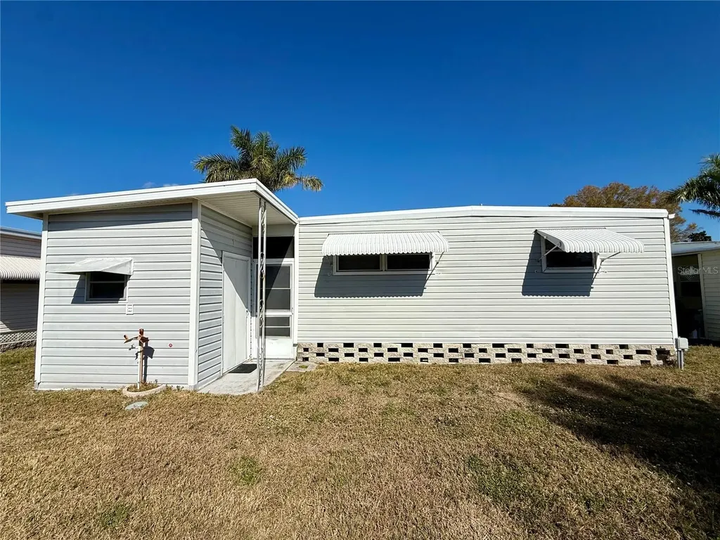 82257 3rd Avenue N Pinellas Park FL 33781