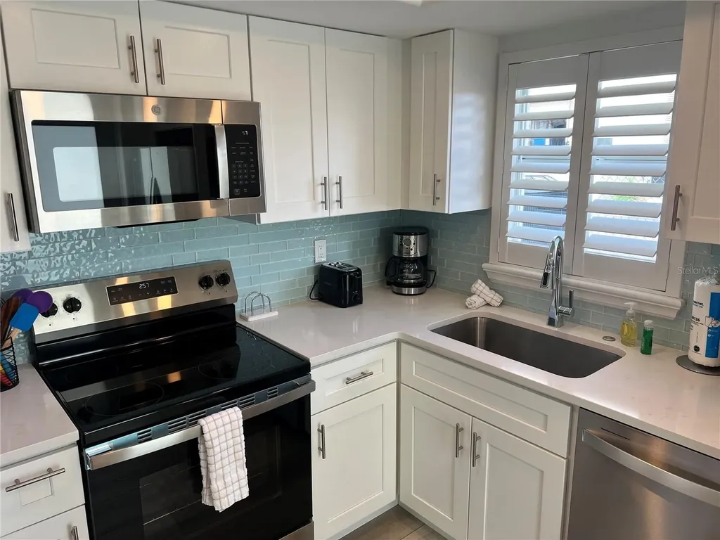 6154 Midnight Pass Road Sarasota FL 34242