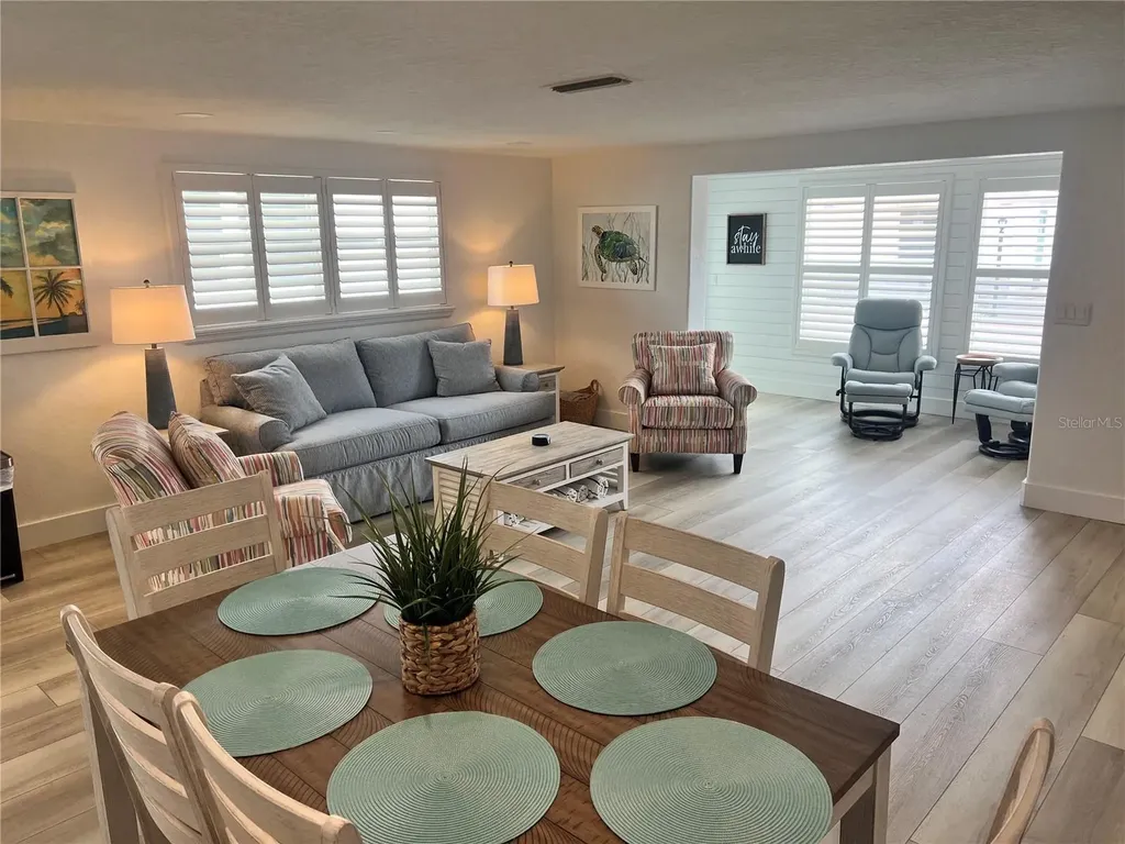 6154 Midnight Pass Road Sarasota FL 34242