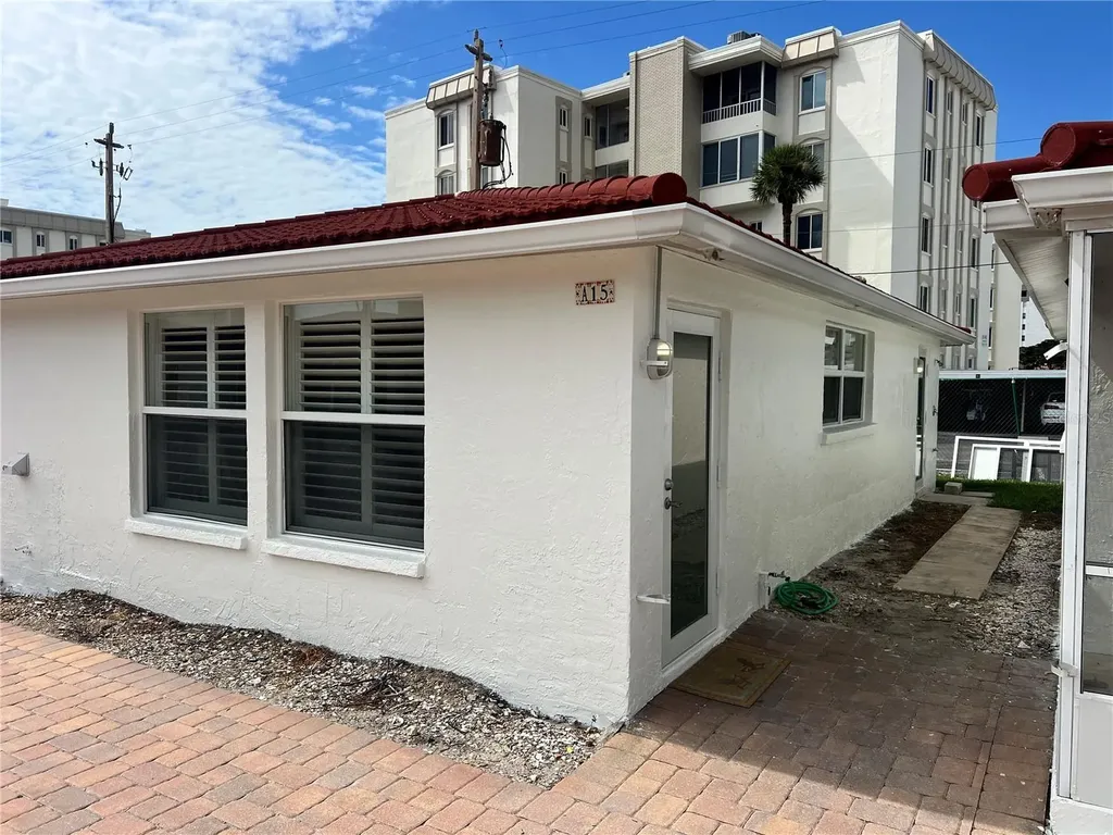 6154 Midnight Pass Road Sarasota FL 34242