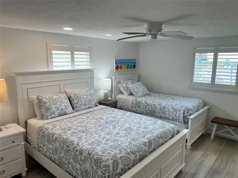 6154 Midnight Pass Road Sarasota FL 34242