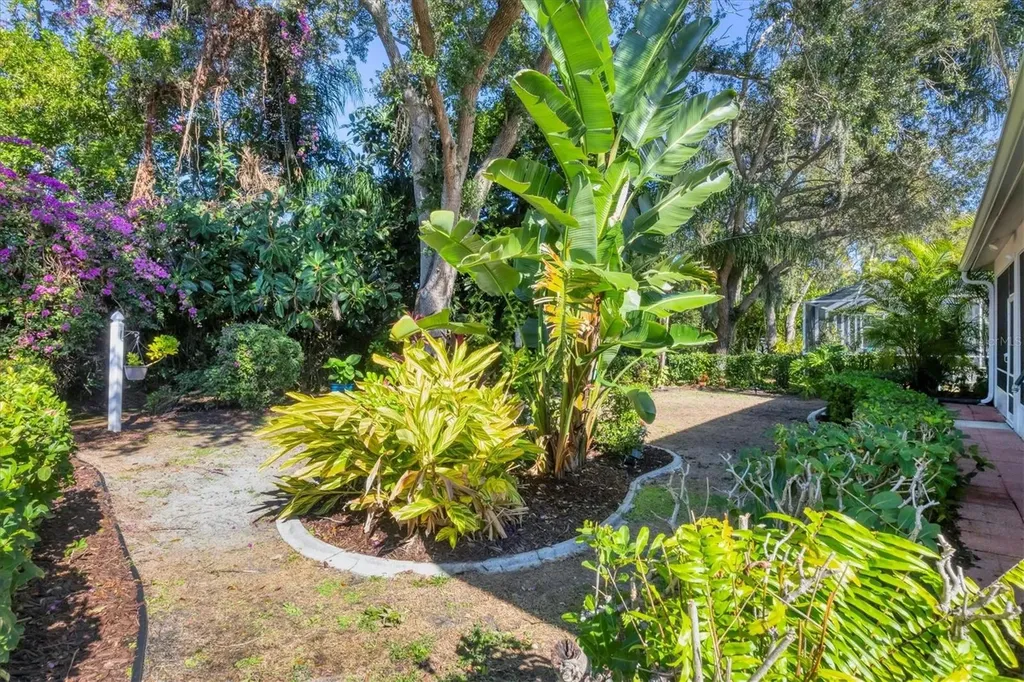 4511 Del Sol Boulevard S Sarasota FL 34243
