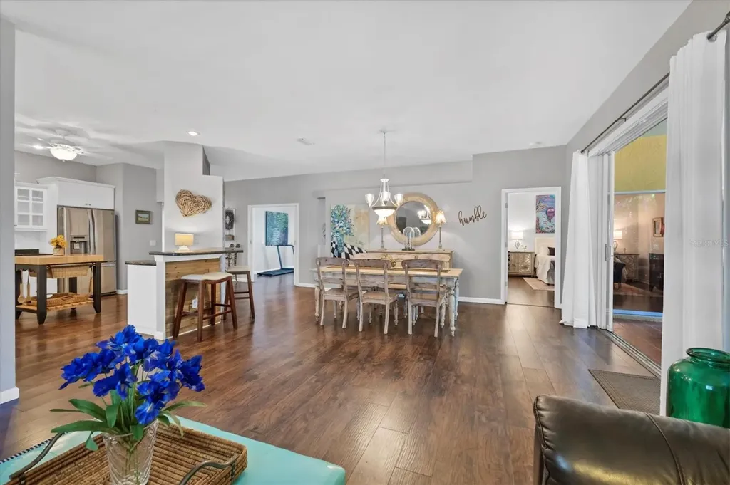4511 Del Sol Boulevard S Sarasota FL 34243