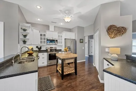 4511 Del Sol Boulevard S Sarasota FL 34243