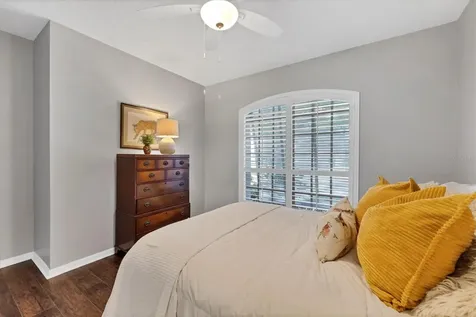 4511 Del Sol Boulevard S Sarasota FL 34243