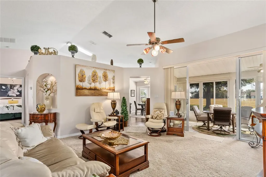 25233 Lost Oak Circle Leesburg FL 34748