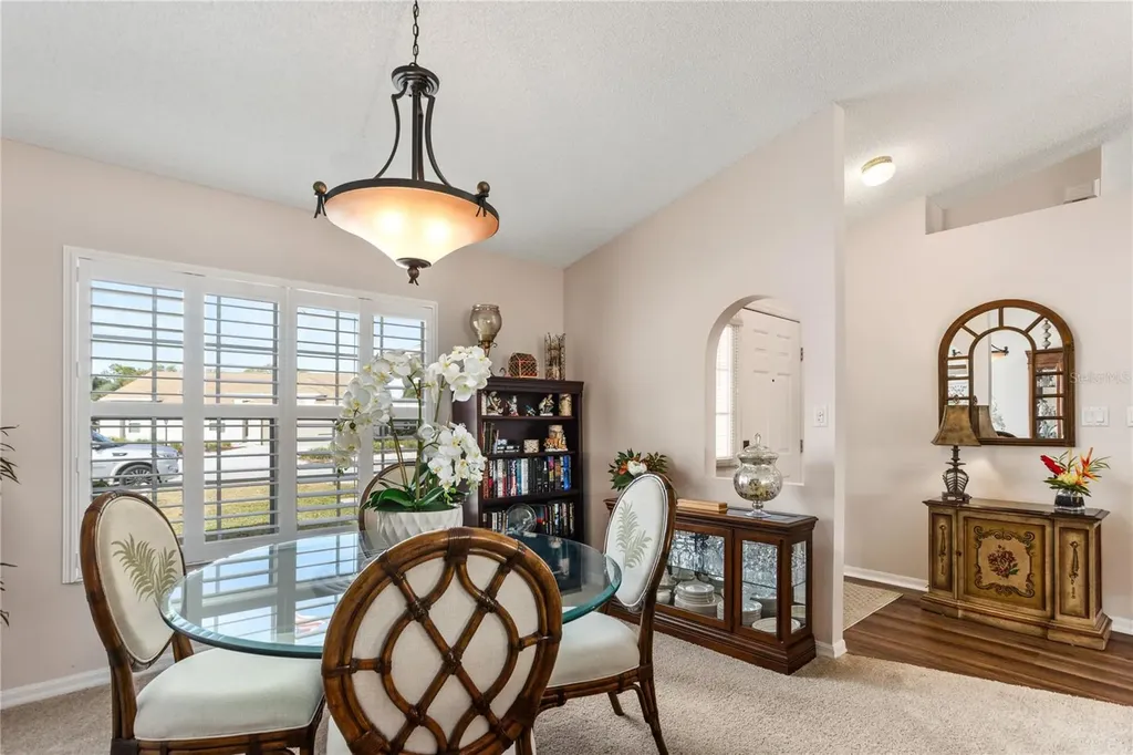 25233 Lost Oak Circle Leesburg FL 34748