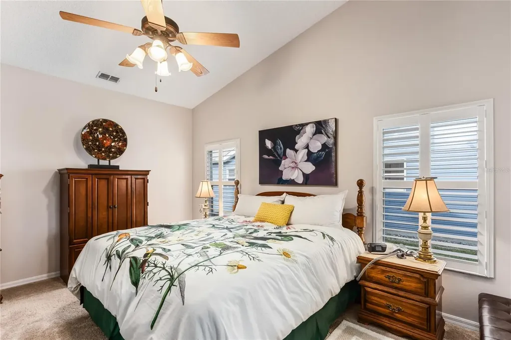 25233 Lost Oak Circle Leesburg FL 34748