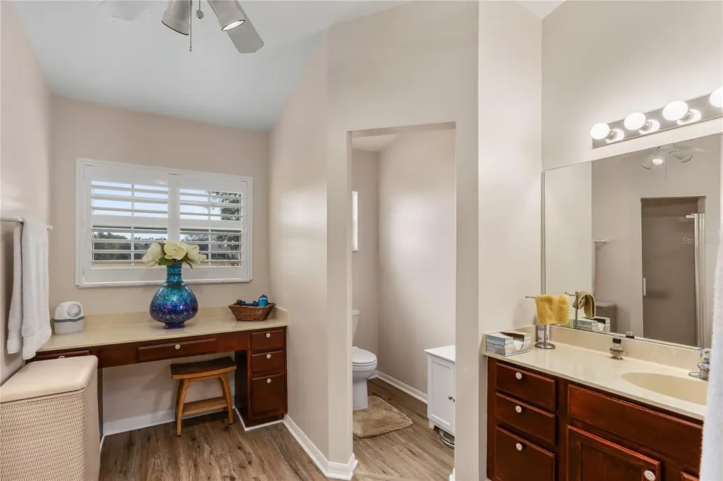 25233 Lost Oak Circle Leesburg FL 34748