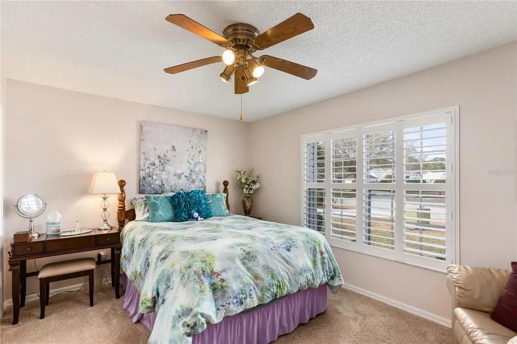 25233 Lost Oak Circle Leesburg FL 34748