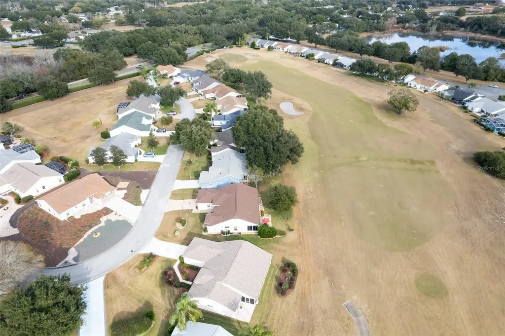25233 Lost Oak Circle Leesburg FL 34748