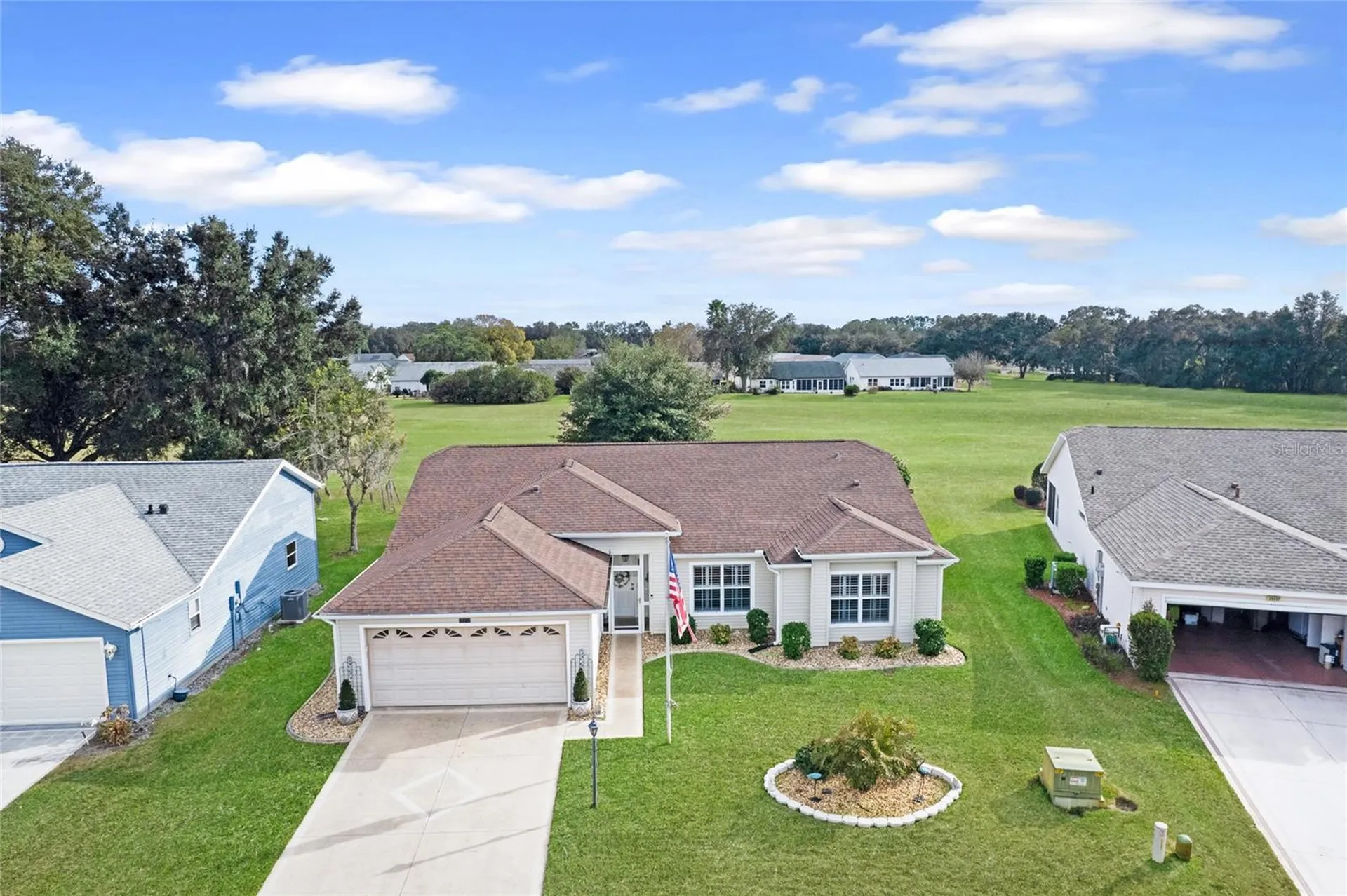 25233 Lost Oak Circle Leesburg FL 34748