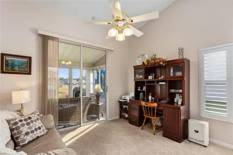 25233 Lost Oak Circle Leesburg FL 34748