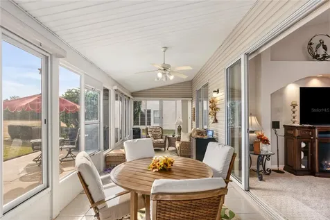 25233 Lost Oak Circle Leesburg FL 34748