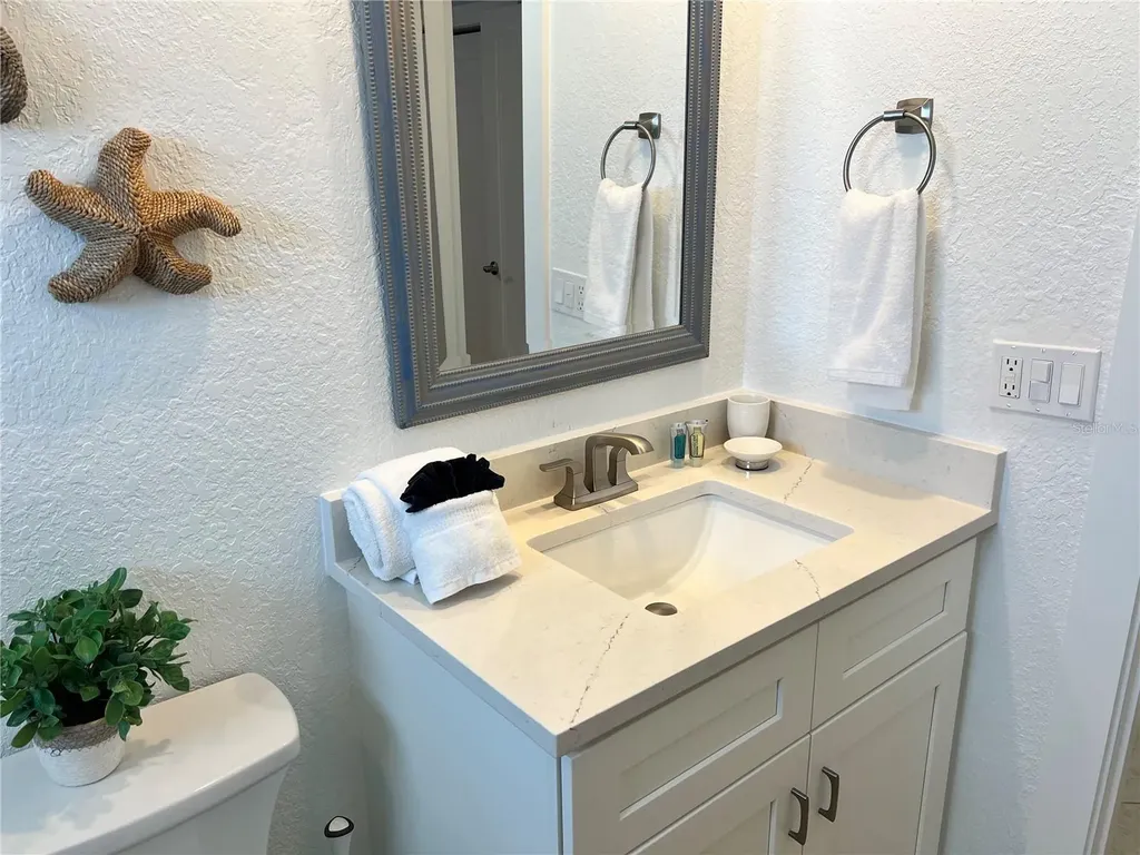 6154 Midnight Pass Road Sarasota FL 34242