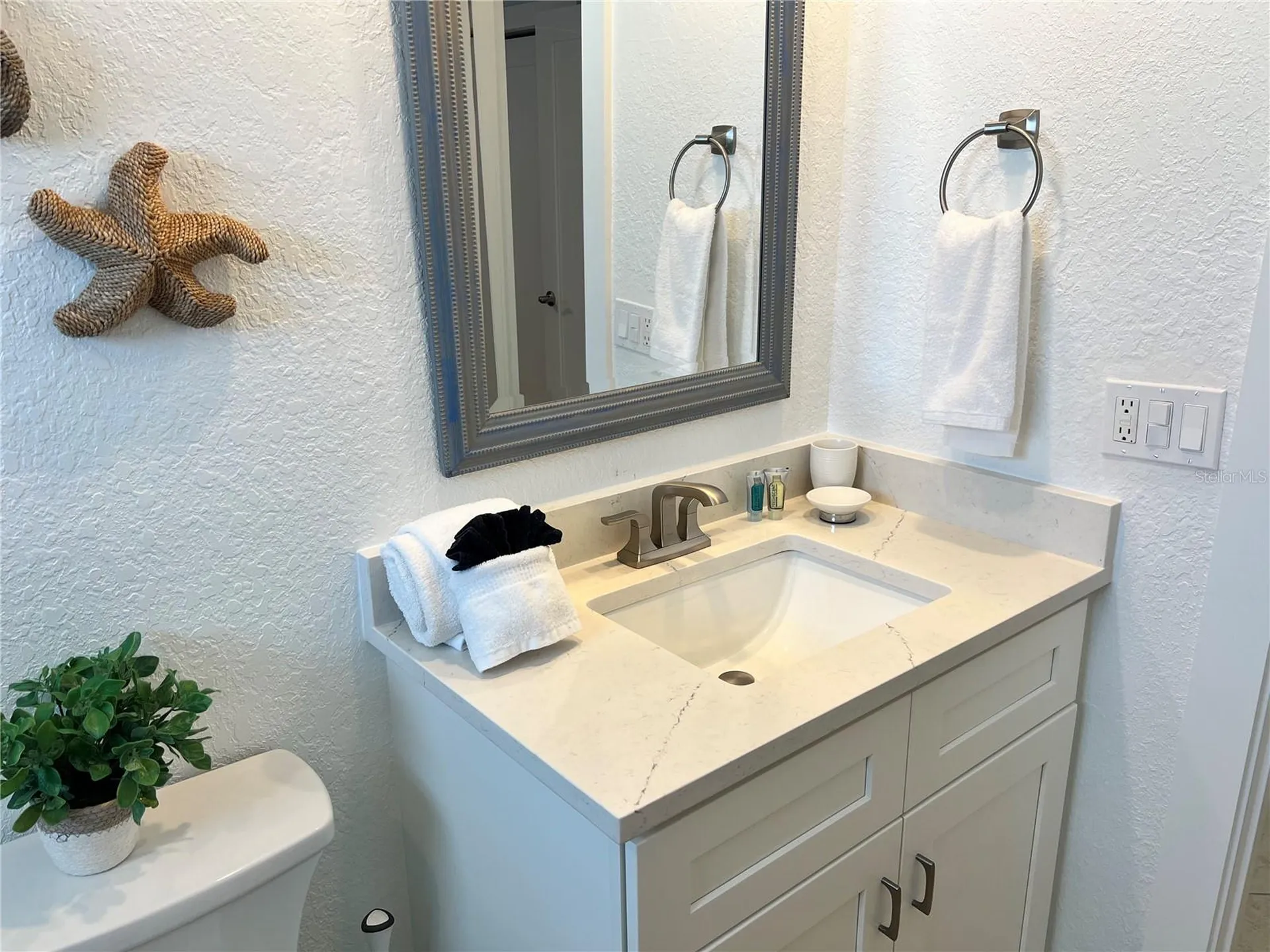 6154 Midnight Pass Road Sarasota FL 34242