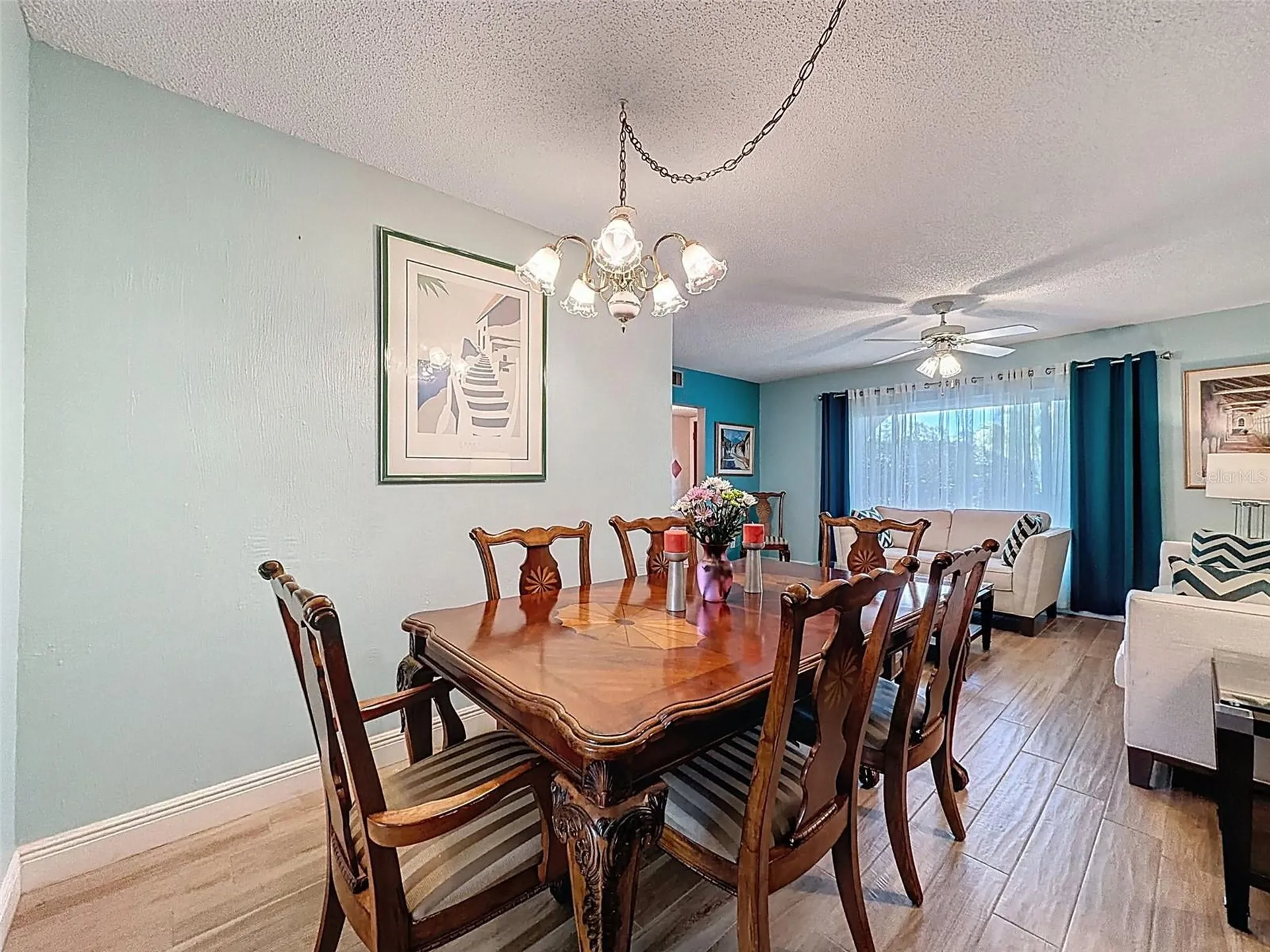 7923 Singing Court Place Tampa FL 33615