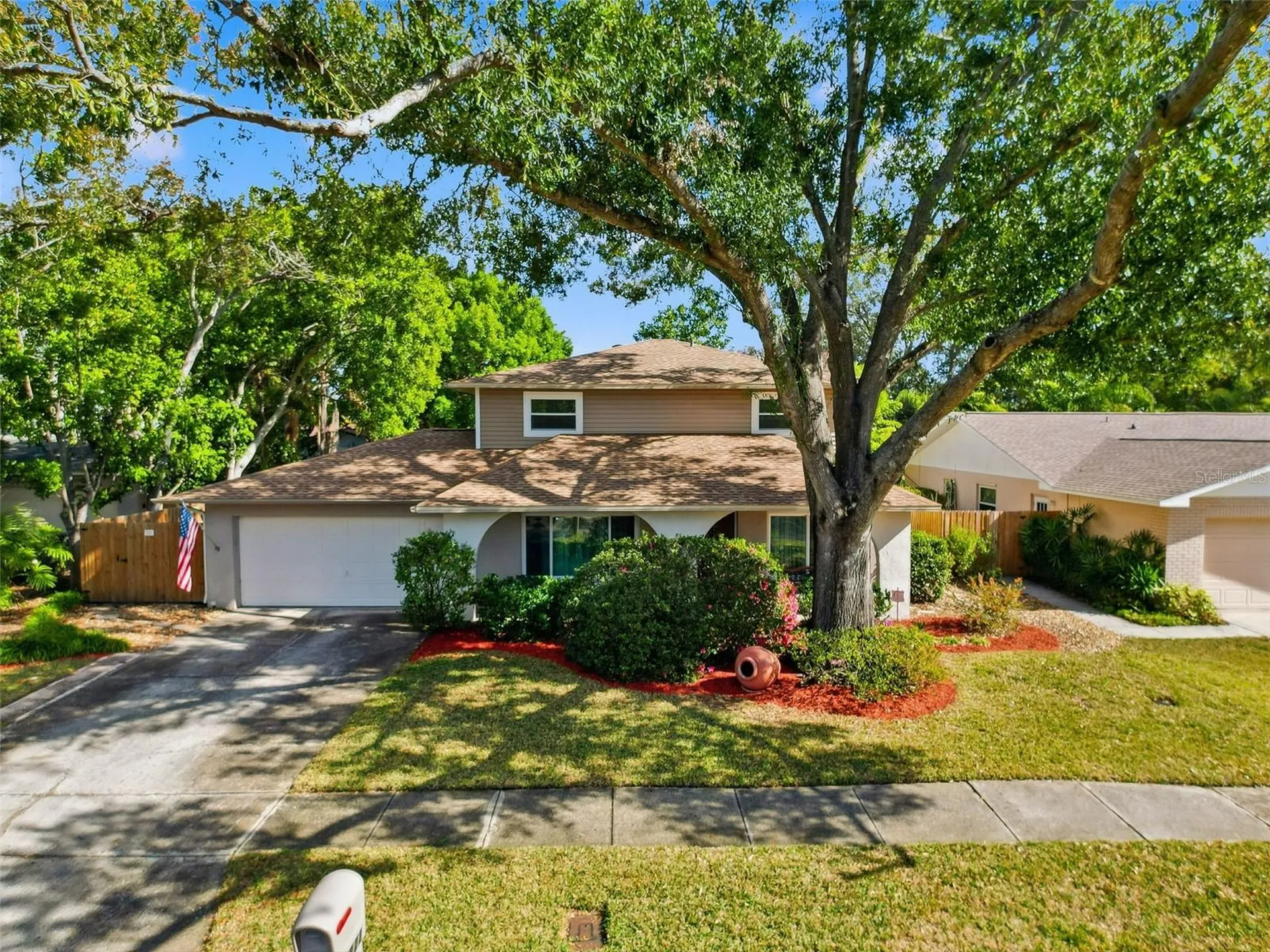 7923 Singing Court Place Tampa FL 33615